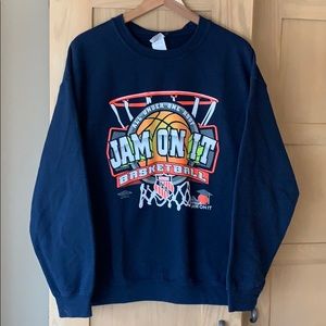 Gildan Navy Blue Basketball Sweatshirt Large